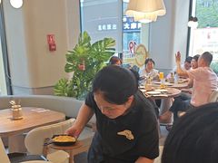 -必胜客(阿罗海店)