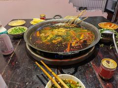 -四小区火锅·巷子里的重庆火锅(花照壁店)