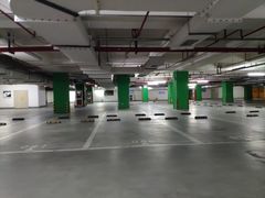 -丽丰购物中心·停车场