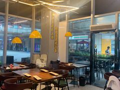 大堂-黄鱼炙夜·烧烤·小龙虾(世茂缤谷店)