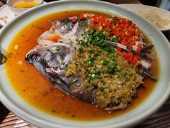 双椒蒸鱼头-湖南人家·家传湖南菜(水围店)