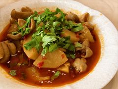 红烧肥肠-茅屋大酒店