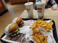 -The Habit Burger Grill 哈比特汉堡(爱琴海店)