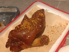 猪蹄-刘一龙虾.烧烤(理工直营店)