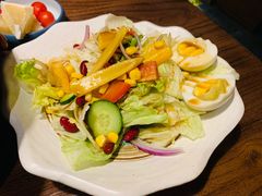 时蔬缤纷沙拉-明洞阿姨·韩式酱蟹烤肉·创意料理(三元桥店)