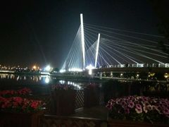 -翠山·映月湖景餐厅(映月湖公园店)