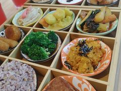 -轻蔬不用等·素食(江苏路店)