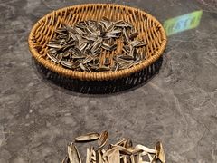 -黄弟大排档·湖南菜·小龙虾·小海鲜(凯旋北路店)