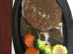 -斗牛士牛排餐厅(镇明店)