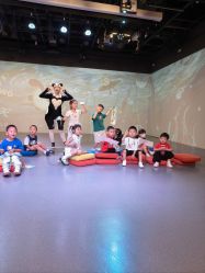 -小鸡哆哆故事屋·儿童乐园(嘉里城店)