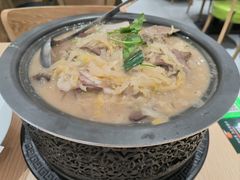 东北农家杀猪菜-老边饺子馆(东单店)