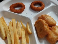 -汽车博物馆主题餐厅