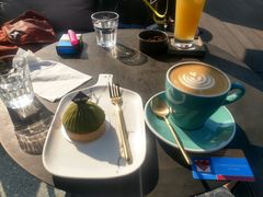 -UNI UNI(环亚凯瑟琳店)