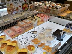 -巴黎贝甜(常德路店)