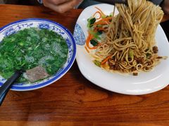 -卡迷尔牛肉面(佳木斯路店)