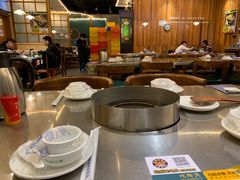 大堂-胡须佬鸡煲四季火锅店(石厦西村直营店)