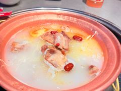 -阿婆情腊排骨火锅·野生菌季(古城旗舰店)
