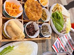 -鸡遇虾煲干锅火锅(小寨金莎店)