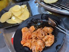 -小辣椒火盆烧烤(温泉南街店)