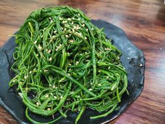 -壹阁胡羊焖饼(特色小吃街店)