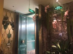 -雀蓝川菜(奥体广场店)