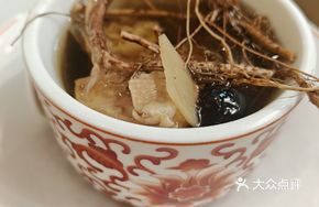 Five-fingered Mulberry Chicken Soup