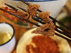 -拈签一笑黄牛肉辣卤串串
