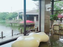 -上海怡沁园度假酒店