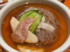 -萨拉伯尔(燕莎友谊商城店)