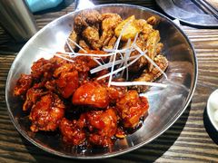 辣子鸡拼酱油鸡-MI WU FACTORY米屋美食工厂餐厅(绿地店)