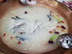 -颜氏双江清水鱼一养身火锅(磁器口店)