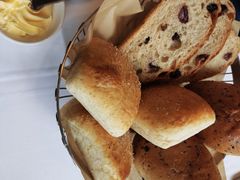 -马克西姆俄罗斯餐厅(通亚街店)