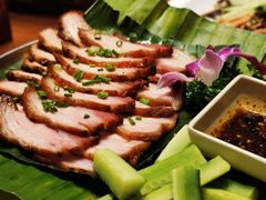 -老滇山寨•云南特色菜•地方菜•民族风情歌舞表演(金碧店)