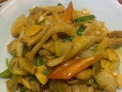 -窄巷子陕菜馆·地道陕西菜(粉巷店)
