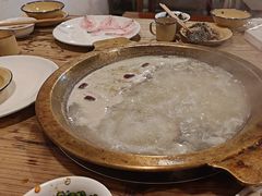 -颜氏双江清水鱼一养身火锅(磁器口店)