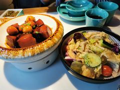 -荷塘秋月·本帮江浙菜(国权路店)