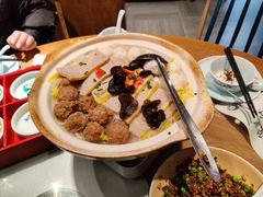 -黄泥岗·地道湖北菜(奥特莱斯店)