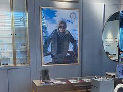 -上野眼镜(成都太古里店)
