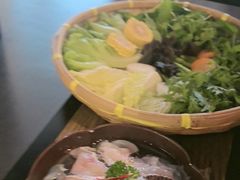 -尚尚仙·酸汤猪手·猪肚鸡火锅(华联万柳购物中心店)