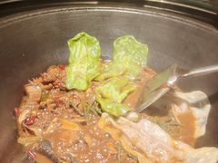 -挂旗柴锅鸡(蚌山区嘉年华店)