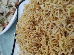 -三亚火车头万人海鲜广场