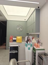 -PE SALON