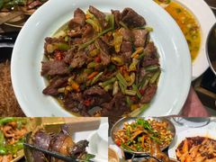 -周大厨辣椒炒肉(巨龙路店)
