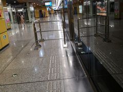 -红土地(地铁站)