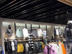 -凯乐石KAILAS(万国奥特莱斯店)