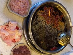 -九尺赵老四鲜鹅肠火锅