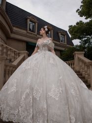 -艾米丽婚纱礼服