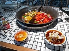 鸳鸯锅-董眼镜火锅(洪崖洞总店)