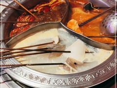 -钢管厂五区小郡肝串串香火锅(人民广场店)