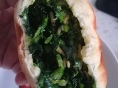 虾皮野菜盒子-玉华台饭庄(裕中西里小区店)